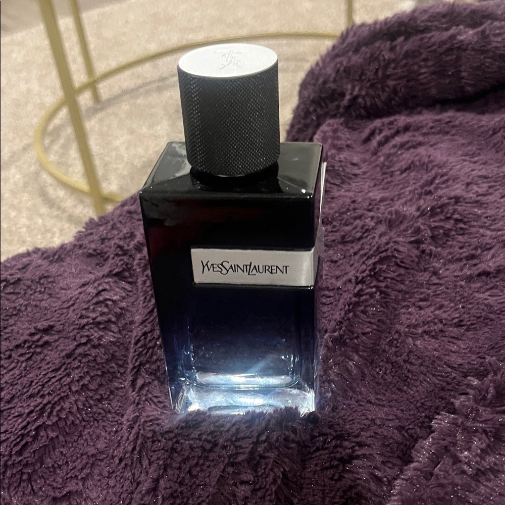 Yves Saint Laurent Black and Blue Body Wash
